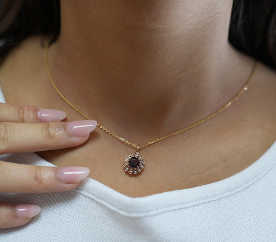 Pendentif Pendentif ancien rosace en or rose 18 carats, grenat et perles 58 Facettes Pendentif 149 11