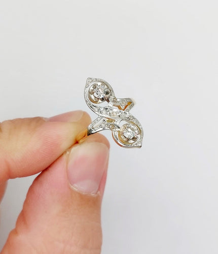 Bague 53 Bague marquise antique en or 18k et platine, diamants 58 Facettes A07005