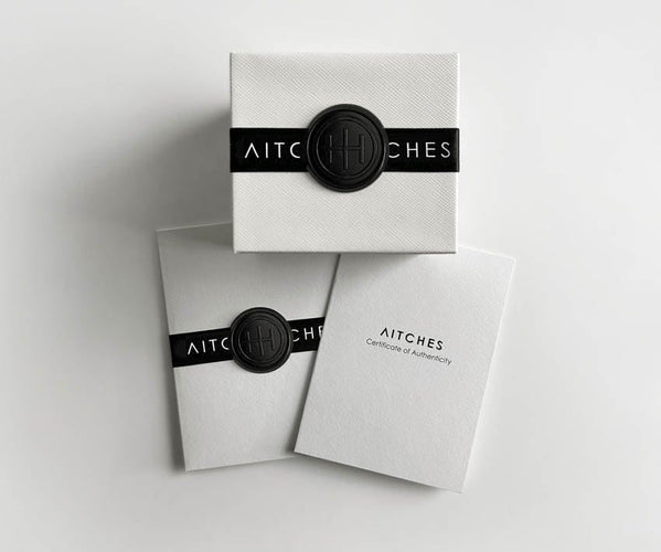Boucles d'oreilles AITCHES Embrace - Boucles d'oreilles en or blanc et diamants 58 Facettes GER1351WG