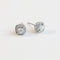 Boucles d'oreilles Embrace - Puces d'oreilles halo coussin en or blanc 18K et diamants 58 Facettes GER1354WG