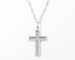 Collier Pendentif croix en or gris et diamants 58 Facettes 1
