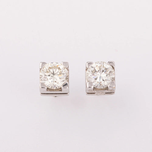 Boucles d'oreilles Boucles d'oreilles puces en or gris 18k et diamants 58 Facettes 1