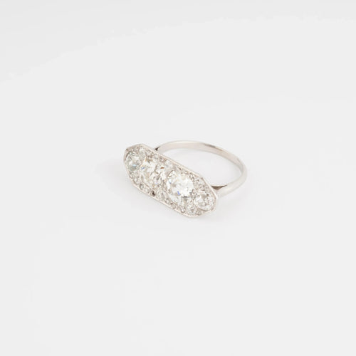 Bague Art déco - Bague rectangulaire en platine et diamants 58 Facettes 1