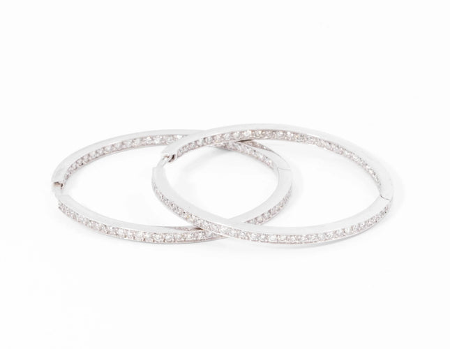 Boucles d'oreilles Créoles pavées en or gris et diamants 58 Facettes 1