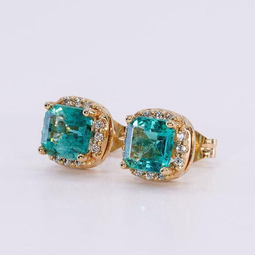Boucles d'oreilles en or jaune, émeraudes et diamants