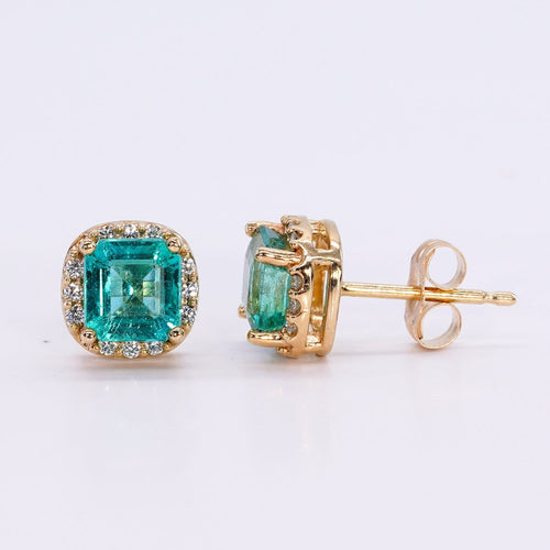 Boucles d'oreilles Boucles d'oreilles en or jaune, émeraudes et diamants 58 Facettes E010