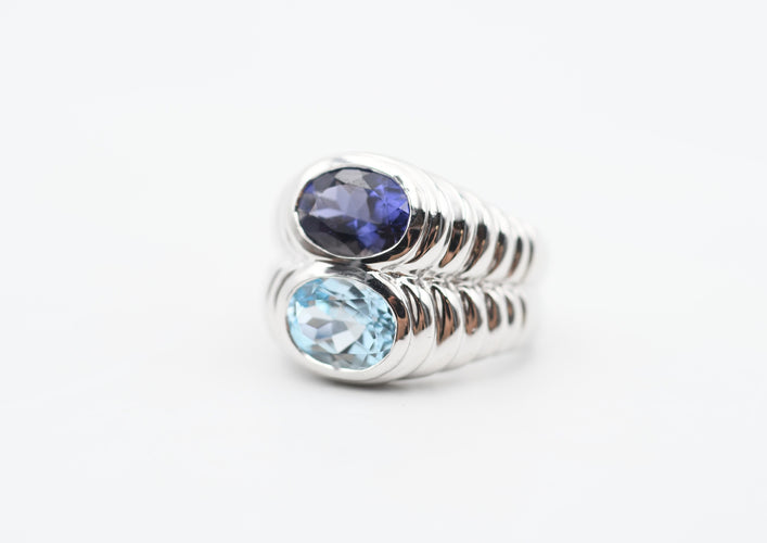 Bague 54 Bulgari Baccellato - Bague en or blanc iolite et topaze 58 Facettes 23020