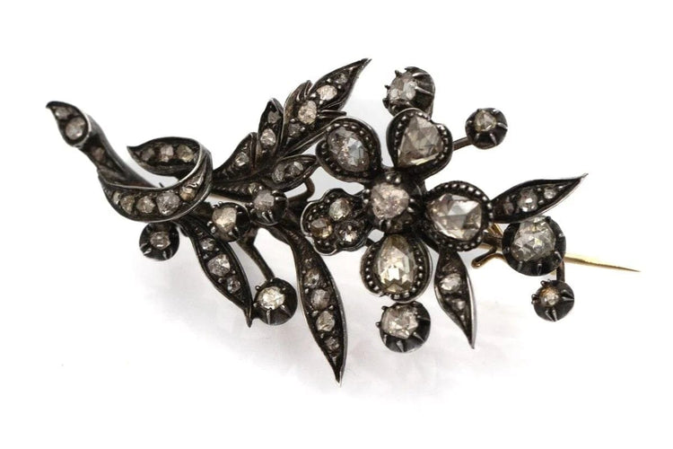 Broche Broche XIXe hollandaise en or jaune, argent et diamants 58 Facettes 9360V