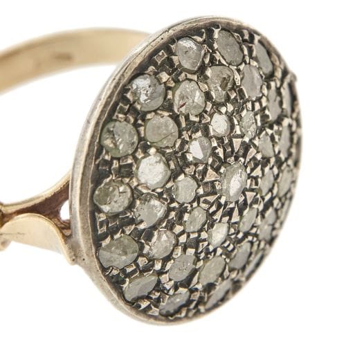 Bague Bague ronde avec diamants 58 Facettes 36100
