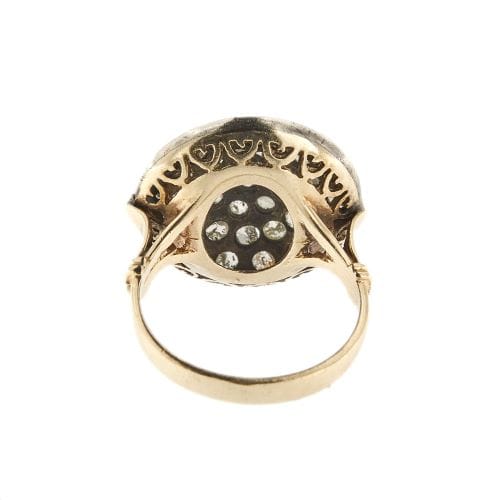 Bague Bague ronde avec diamants 58 Facettes 36100