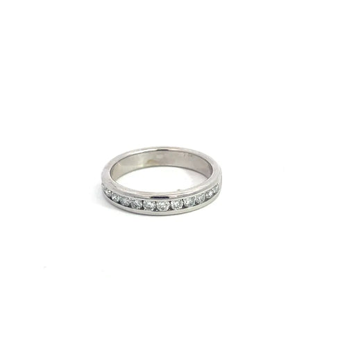 https://levanne.com/wp-content/uploads/2025/07/levanne-jewerly-02-UN0138.webp