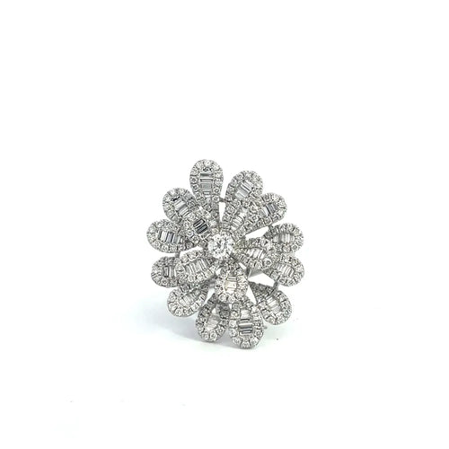 https://levanne.com/wp-content/uploads/2025/07/levanne-jewerly-03-UN0140.webp