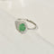 61.5 Bague entourage en or blanc 18K avec émeraude et brillants 58 Facettes 2340