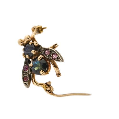 Broche Broche mouche ornée de saphirs et de rubis 58 Facettes 32238