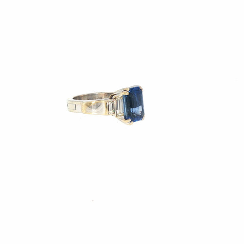Bague 50 Bague en or blanc, diamants et saphir Sri Lanka 5,66 ct 58 Facettes 2.19411