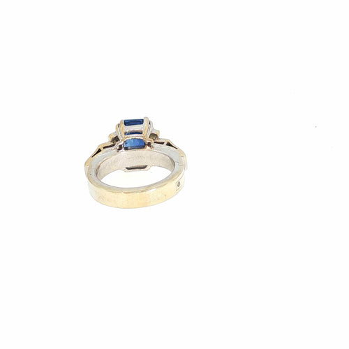 Bague 50 Bague en or blanc, diamants et saphir Sri Lanka 5,66 ct 58 Facettes 2.19411