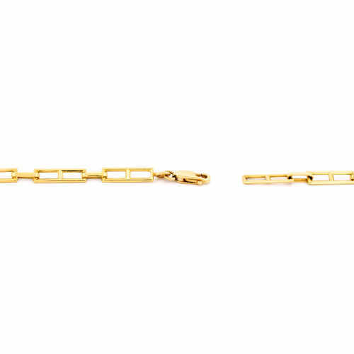Collier Chaîne à maillons rectangulaires allongés en or jaune 18k 58 Facettes 278C31E6FBD6411BA6FDBFCB6DE4F926