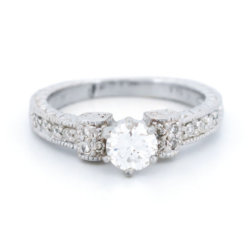 Bague 52.5 Bague Solitaire Vintage en or blanc 18k et diamants 58 Facettes 5499D82A8BC741C38EDD420BCC568F0F