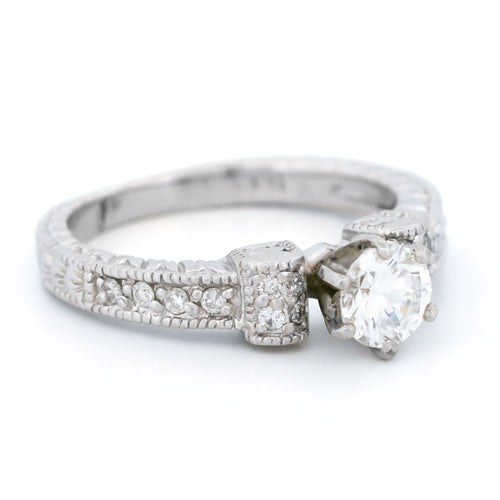Bague 52.5 Bague Solitaire Vintage en or blanc 18k et diamants 58 Facettes 5499D82A8BC741C38EDD420BCC568F0F