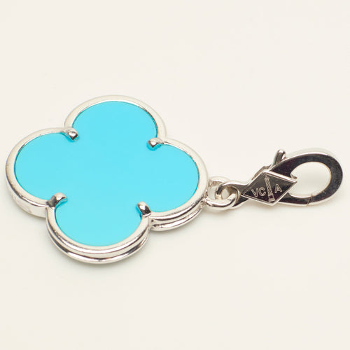 Van Cleef & Arpels Magic Alhambra - Pendentif en or blanc et turquoise 58 Facettes