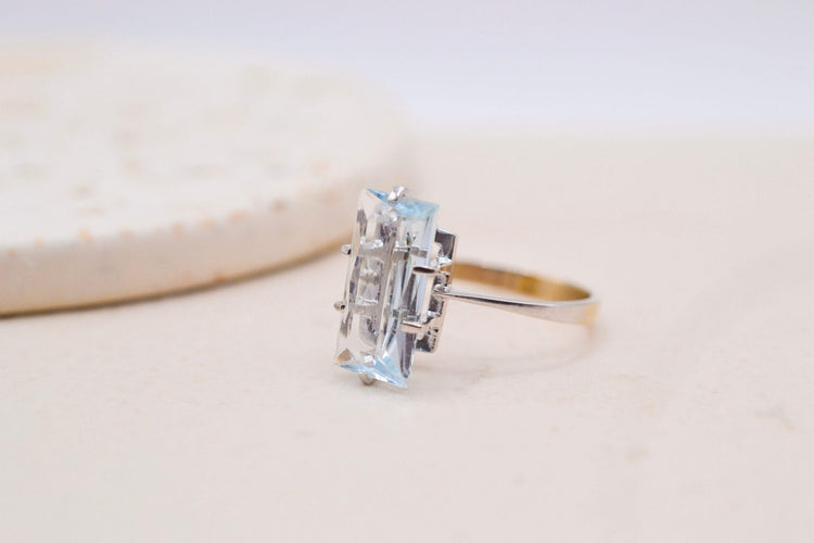Bague 54 Bague en or blanc et jaune 18 carats et aigue-marine 58 Facettes 3987