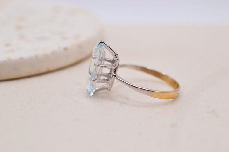Bague 54 Bague en or blanc et jaune 18 carats et aigue-marine 58 Facettes 3987