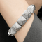 Bracelet Pyramide - Bracelet en or blanc diamants 58 Facettes 210016
