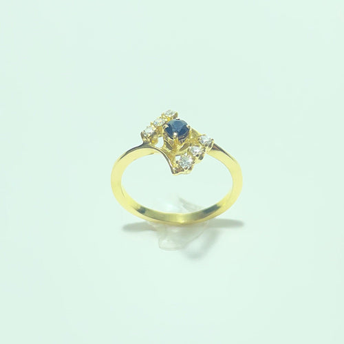 Bague en or jaune 18 carats avec saphir et diamants 58 Facettes 260154
