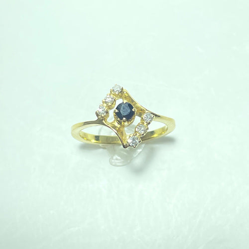 Bague en or jaune 18 carats avec saphir et diamants 58 Facettes 260154