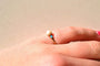 Bague Bague ancienne en or jaune, perle et pierres bleues 58 Facettes 3993