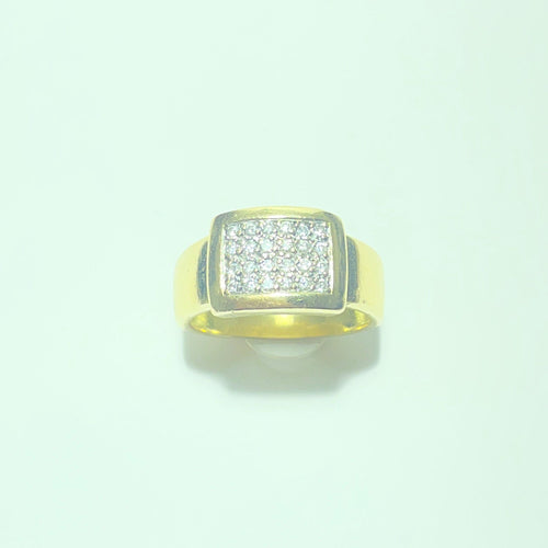 Bague chevalière en or jaune 18 carats et diamants 58 Facettes 260143