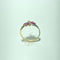 Bague motif floral en or jaune, rubis et diamants 58 Facettes 260122