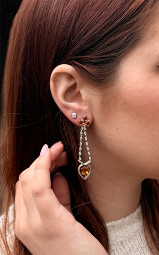 Haute joaillerie italienne - Boucles d'oreilles diamants et topazes 58 Facettes