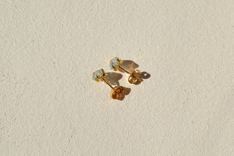 Boucles d'oreilles Boucles d'oreilles cœur en or jaune 18 carats et aigues-marines 58 Facettes 3941