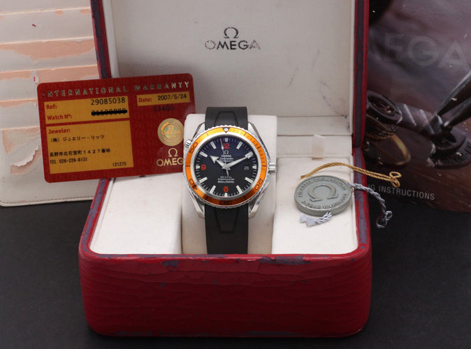 Montre Omega Seamaster Planet Ocean - Montre en acier, 2007 58 Facettes OMG/SEA/288