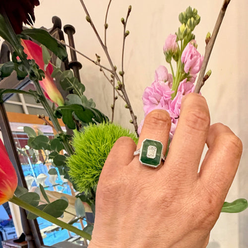 Bague 56 Bague en platine avec jade et diamants 58 Facettes 5CA8F9EAC6AE4BCCA7138FB57A7A57D4
