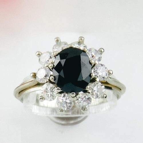 Bague 56 Bague en or blanc avec saphir et diamants 58 Facettes 1603