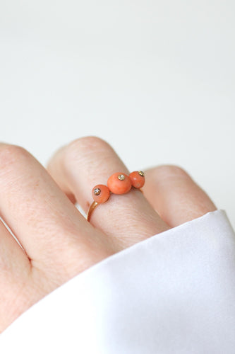Boucles d'oreilles Parure ancienne - Collier, boucles d'oreilles et bague en or, argent et corail 58 Facettes