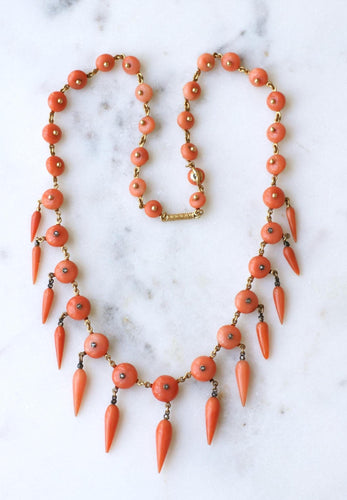 Boucles d'oreilles Parure ancienne - Collier, boucles d'oreilles et bague en or, argent et corail 58 Facettes