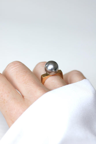 Bague 54 Dinh Van - Bague Boule en or jaune et hématite 58 Facettes