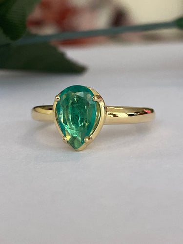 Bague 55 Bague cocktail en or jaune 18 ct et émeraude 58 Facettes ring