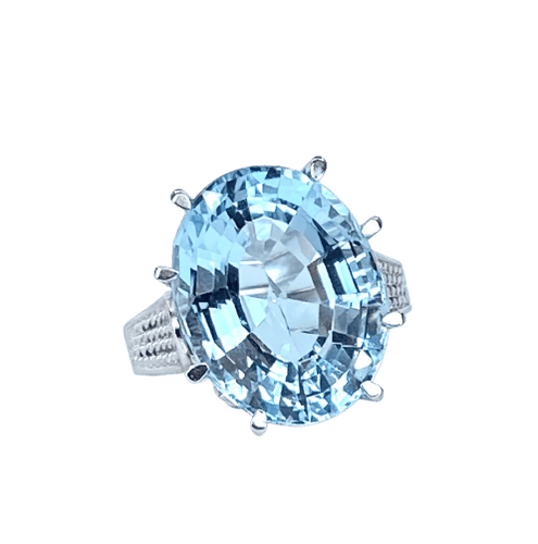 Bague Bague en or blanc 18 carats et aigue-marine 58 Facettes AB727