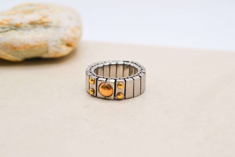 Bague 47 Bague élastique en acier et or jaune 18 carats 58 Facettes Ref3939