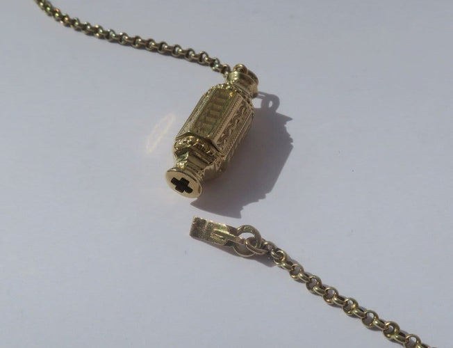 Collier Collier régional XIXe - Chaîne jaseron en or jaune 18 carats 58 Facettes Collier
