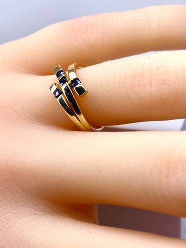 Bague 50 Bague en or jaune 18 carats et 4 saphirs 58 Facettes AB730
