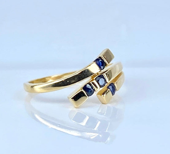Bague 50 Bague en or jaune 18 carats et 4 saphirs 58 Facettes AB730