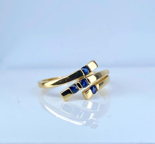 Bague 50 Bague en or jaune 18 carats et 4 saphirs 58 Facettes AB730