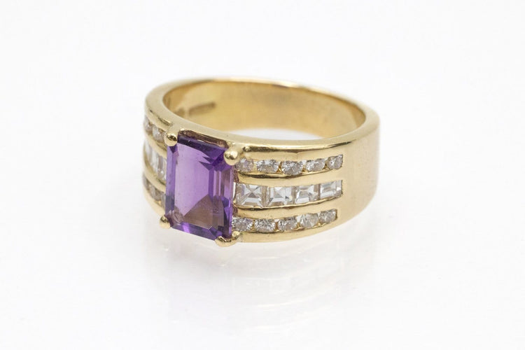 Bague 51 Bague chevalière vintage en or jaune, améthyste et diamants 58 Facettes 12155