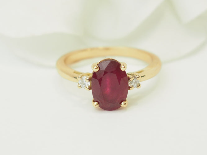 Bague 53 Bague rubis 2,59 ct et diamants en or jaune 18 ct 58 Facettes F5072