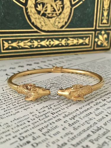 Bracelet Bracelet têtes de béliers en or jaune 18K et diamants 58 Facettes 267